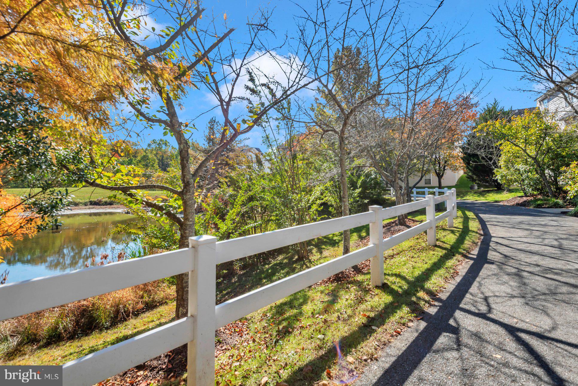 QUINCE ORCHARD PARK - Residential