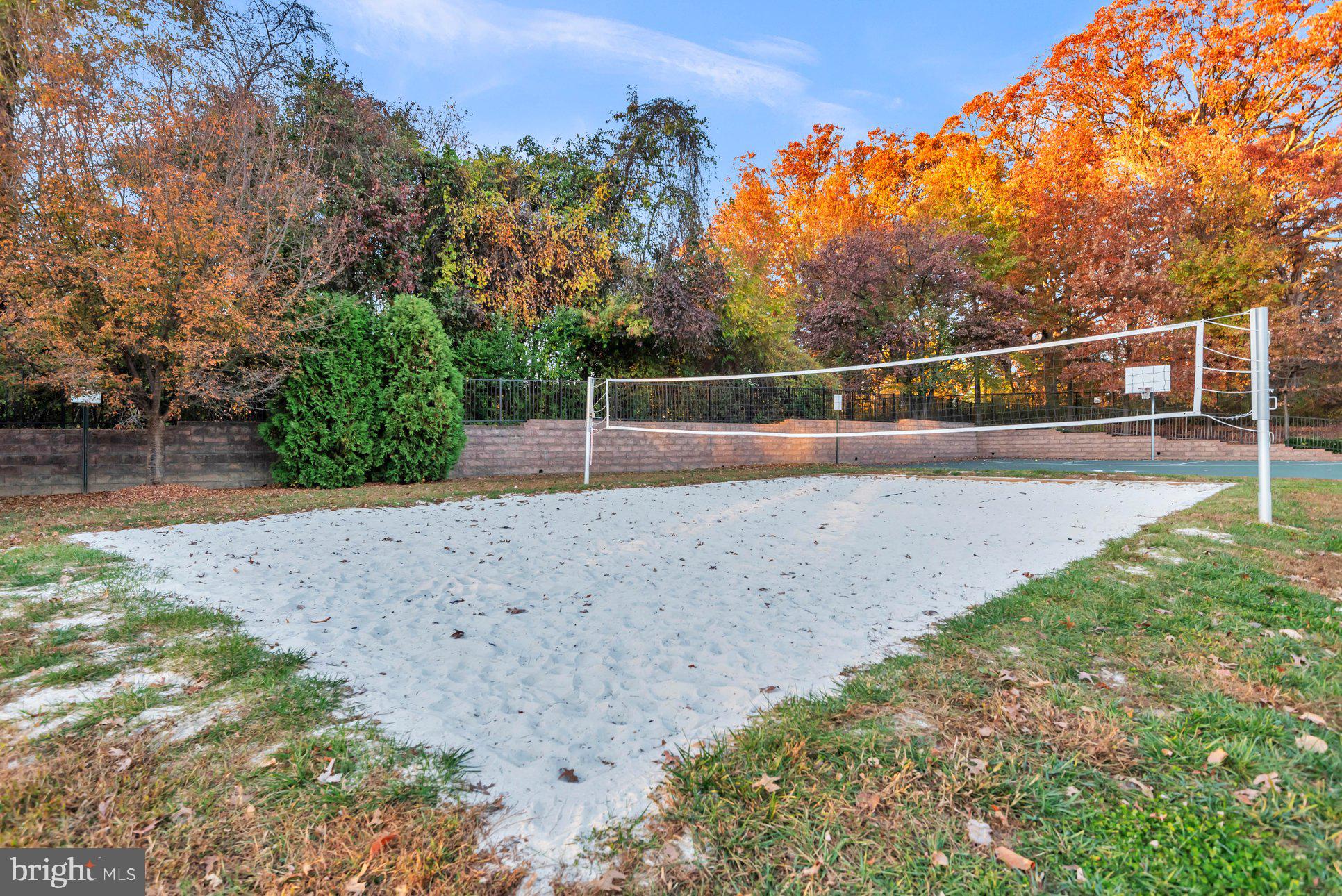 QUINCE ORCHARD PARK - Residential