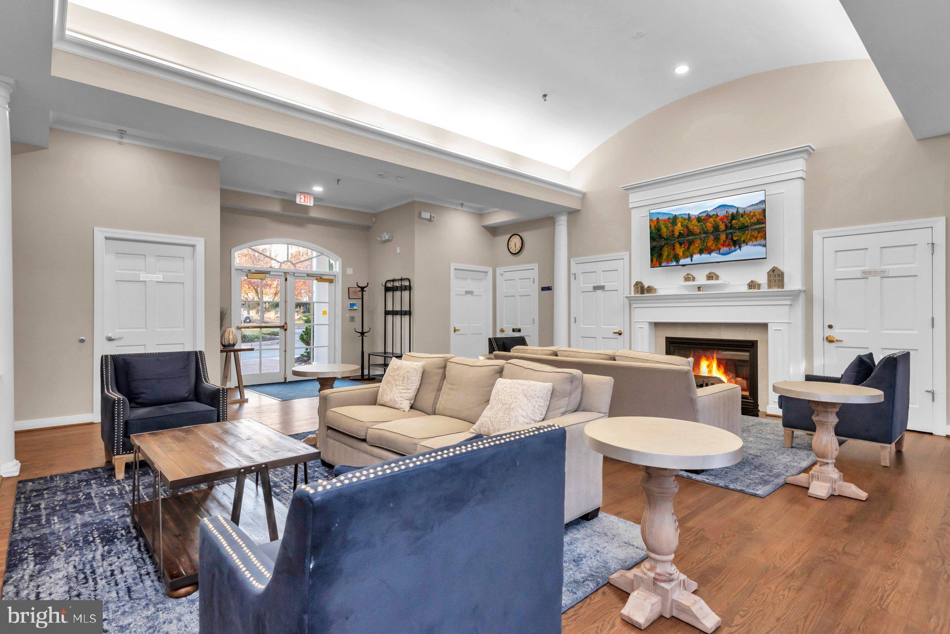 QUINCE ORCHARD PARK - Residential