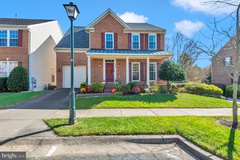 779 Summer Walk Drive, Gaithersburg, MD MLS: MDMC2173984