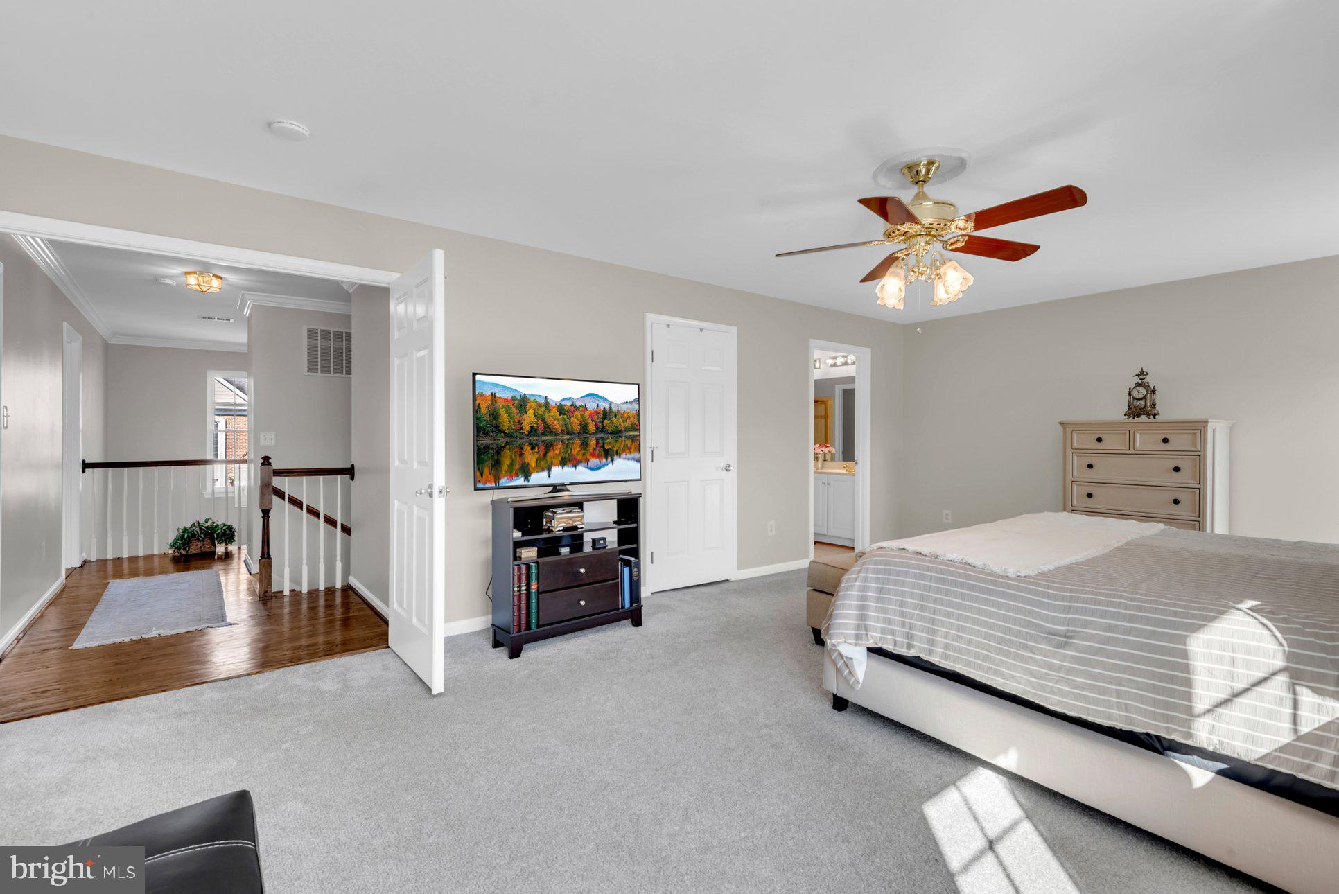 QUINCE ORCHARD PARK - Residential