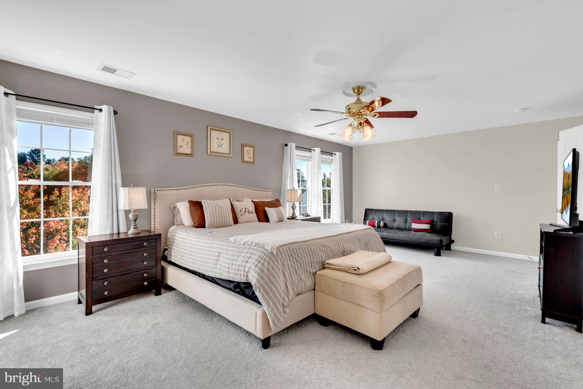 QUINCE ORCHARD PARK - Residential