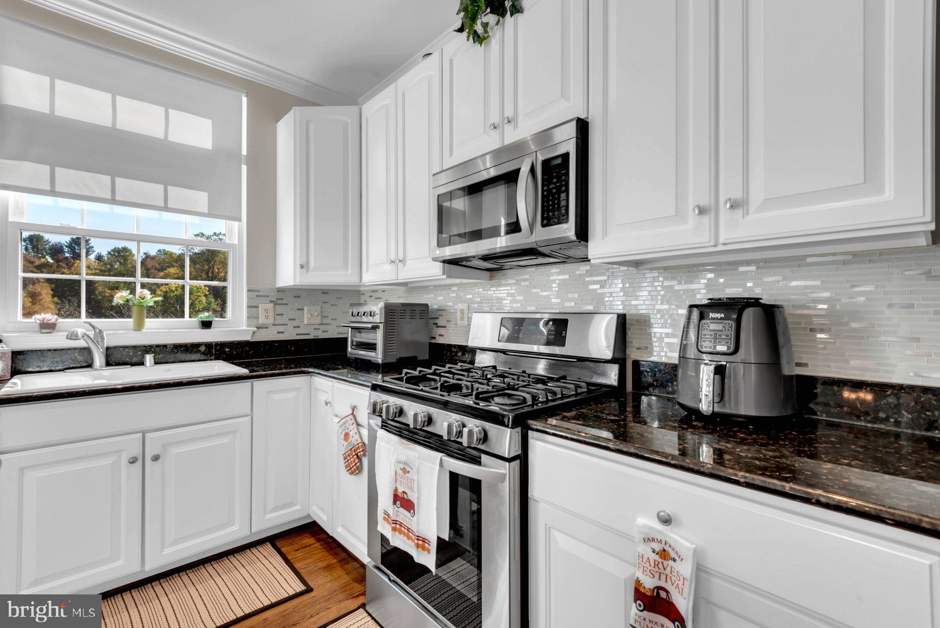 QUINCE ORCHARD PARK - Residential