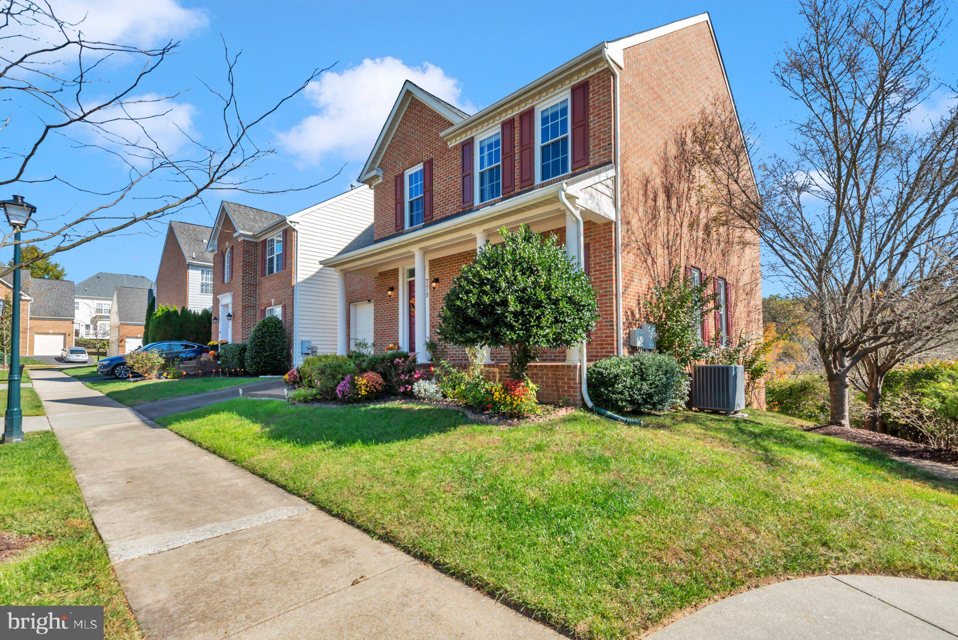 779 SUMMER WALK DRIVE