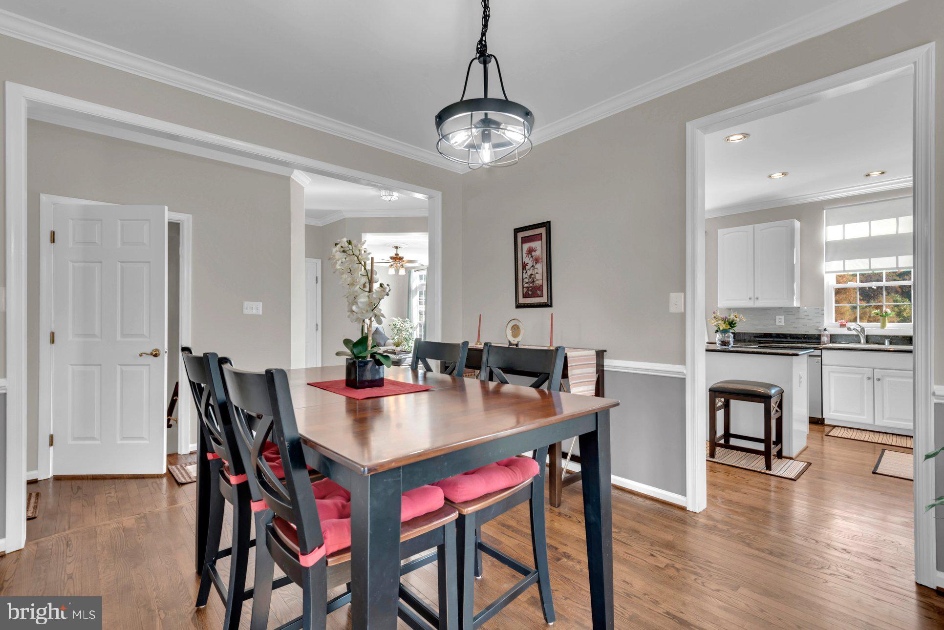 QUINCE ORCHARD PARK - Residential