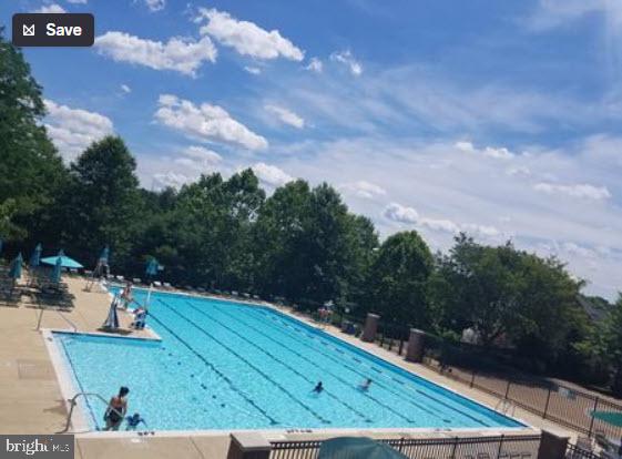 QUINCE ORCHARD PARK - Residential