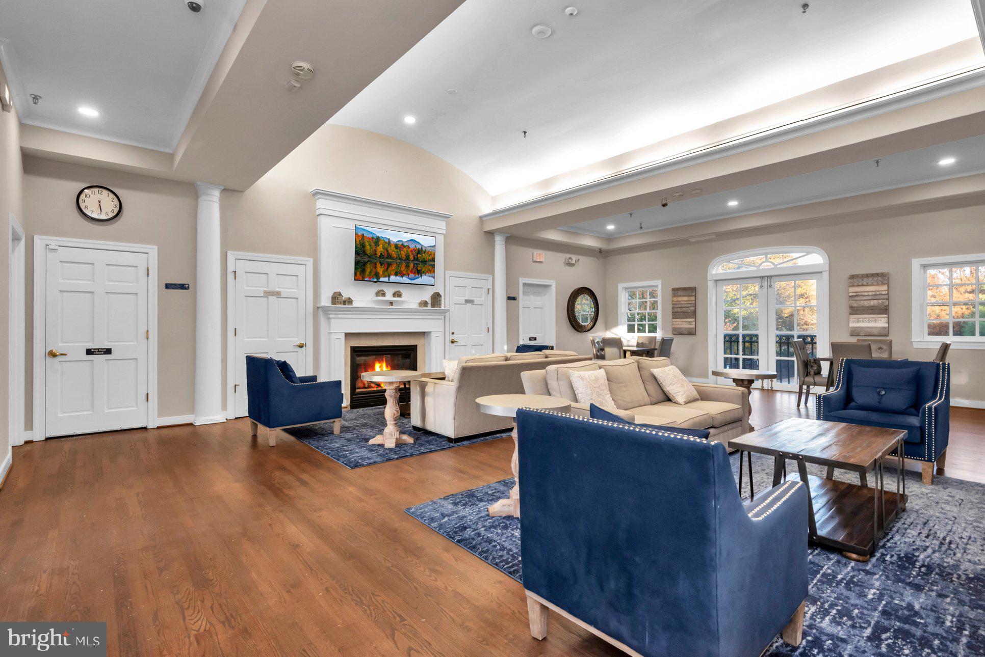 QUINCE ORCHARD PARK - Residential