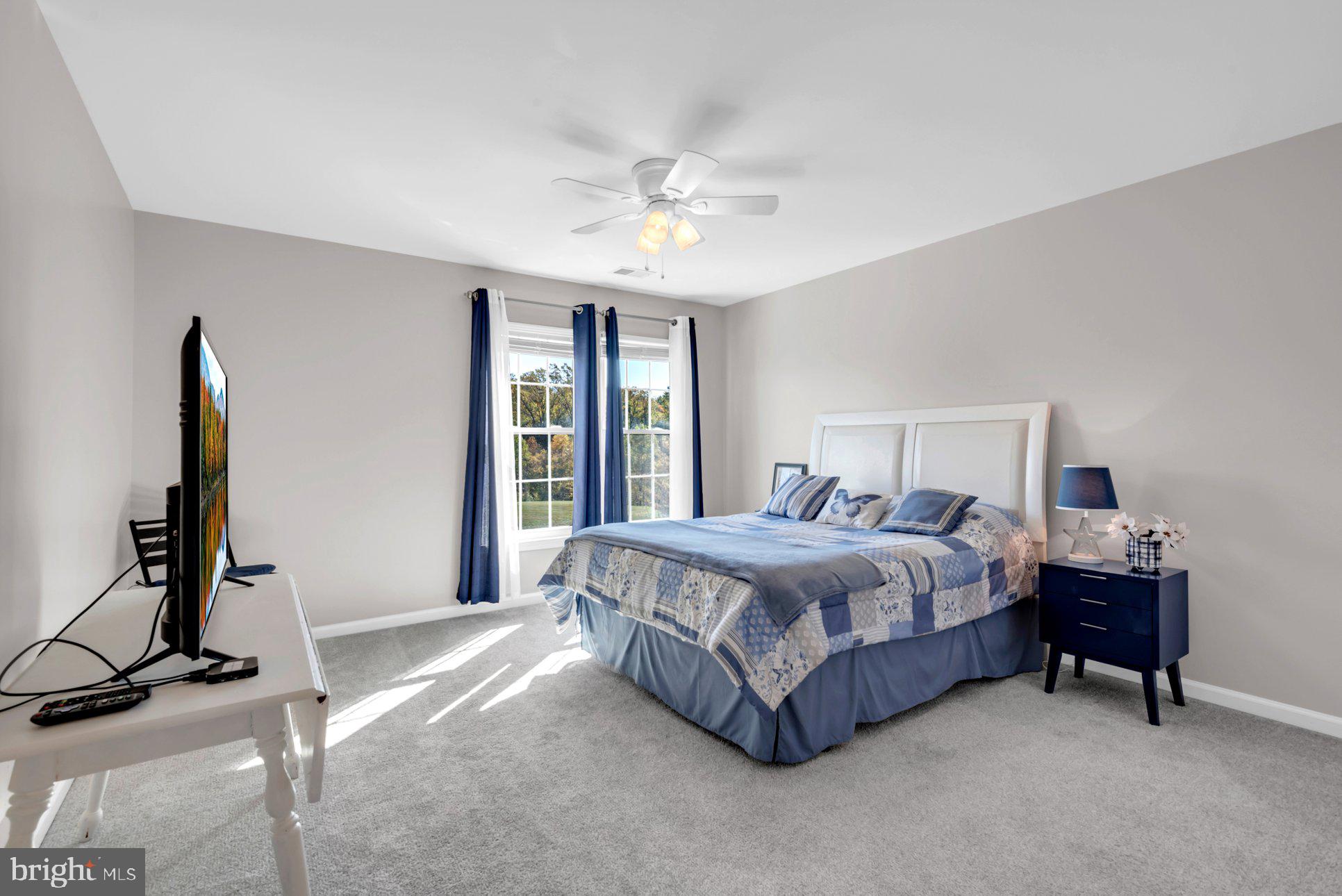 QUINCE ORCHARD PARK - Residential