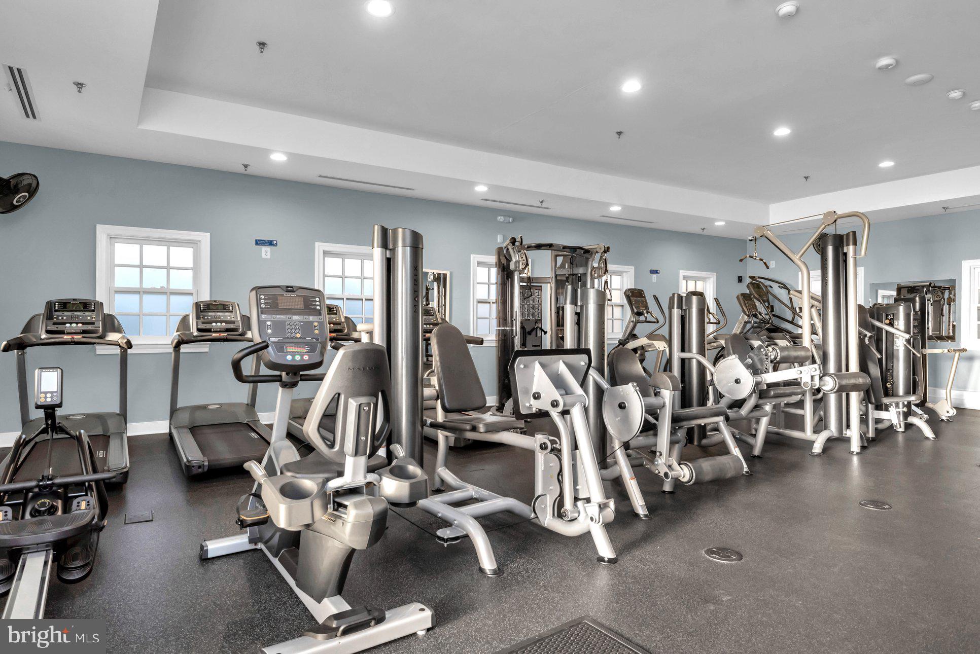 QUINCE ORCHARD PARK - Residential