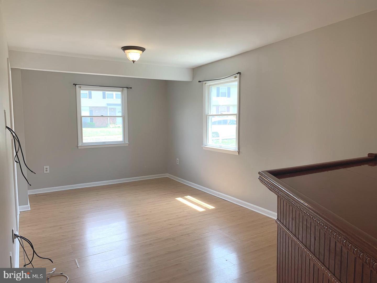 MAPLE RIDGE - Residential