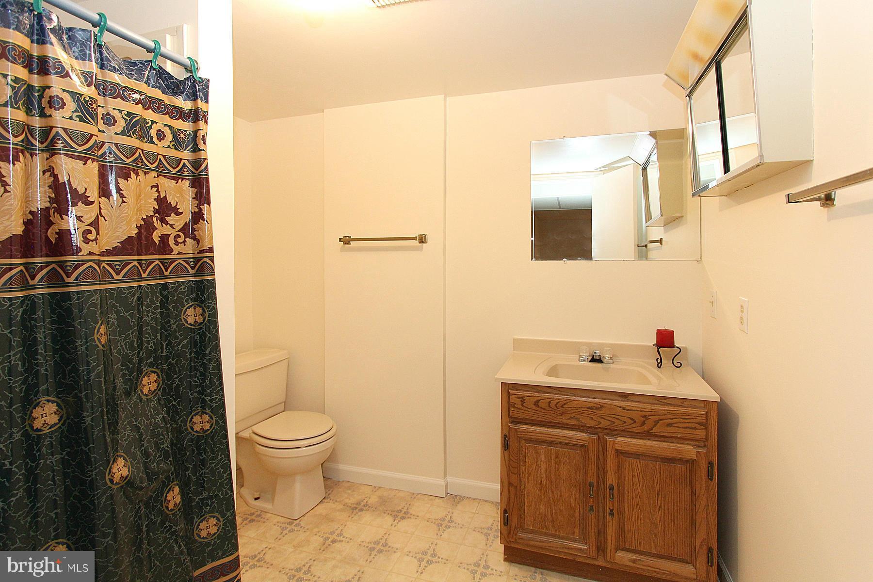 LONGWOOD ESTATES - Residential
