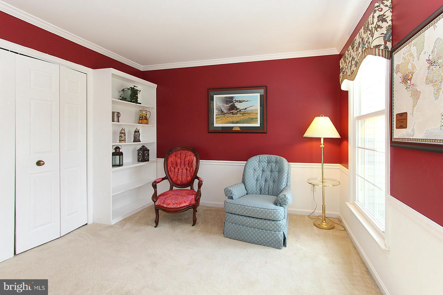 LONGWOOD ESTATES - Residential
