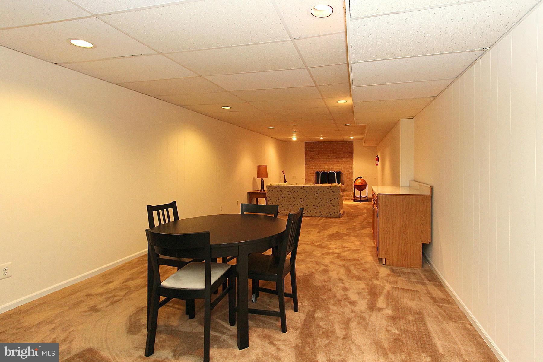 LONGWOOD ESTATES - Residential