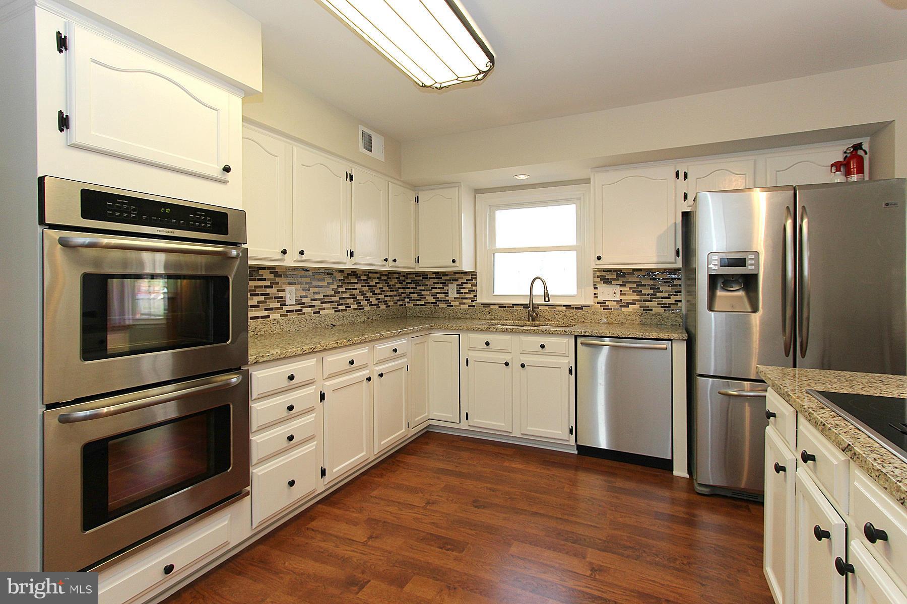 LONGWOOD ESTATES - Residential