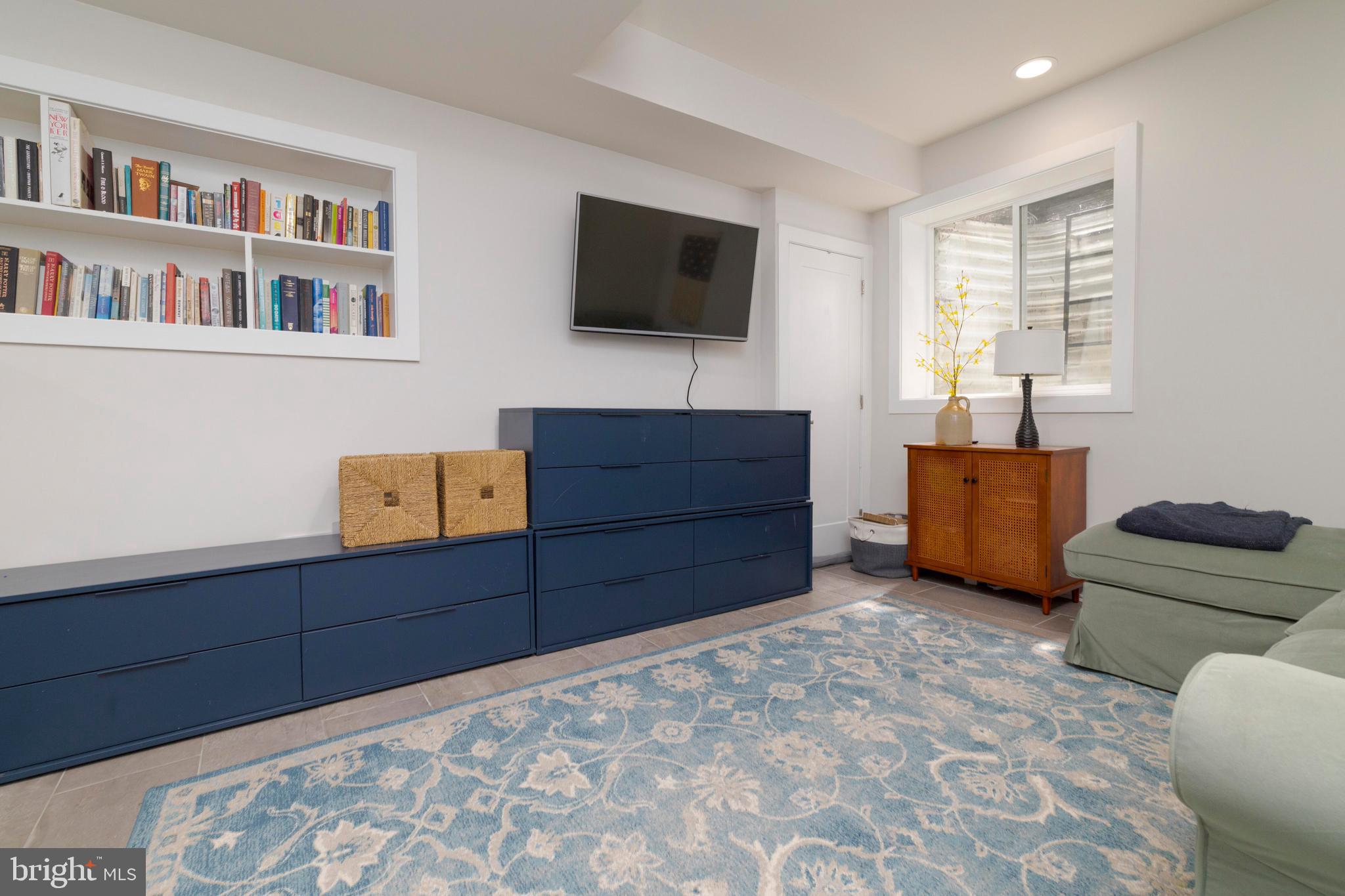 PASSYUNK SQUARE - Residential