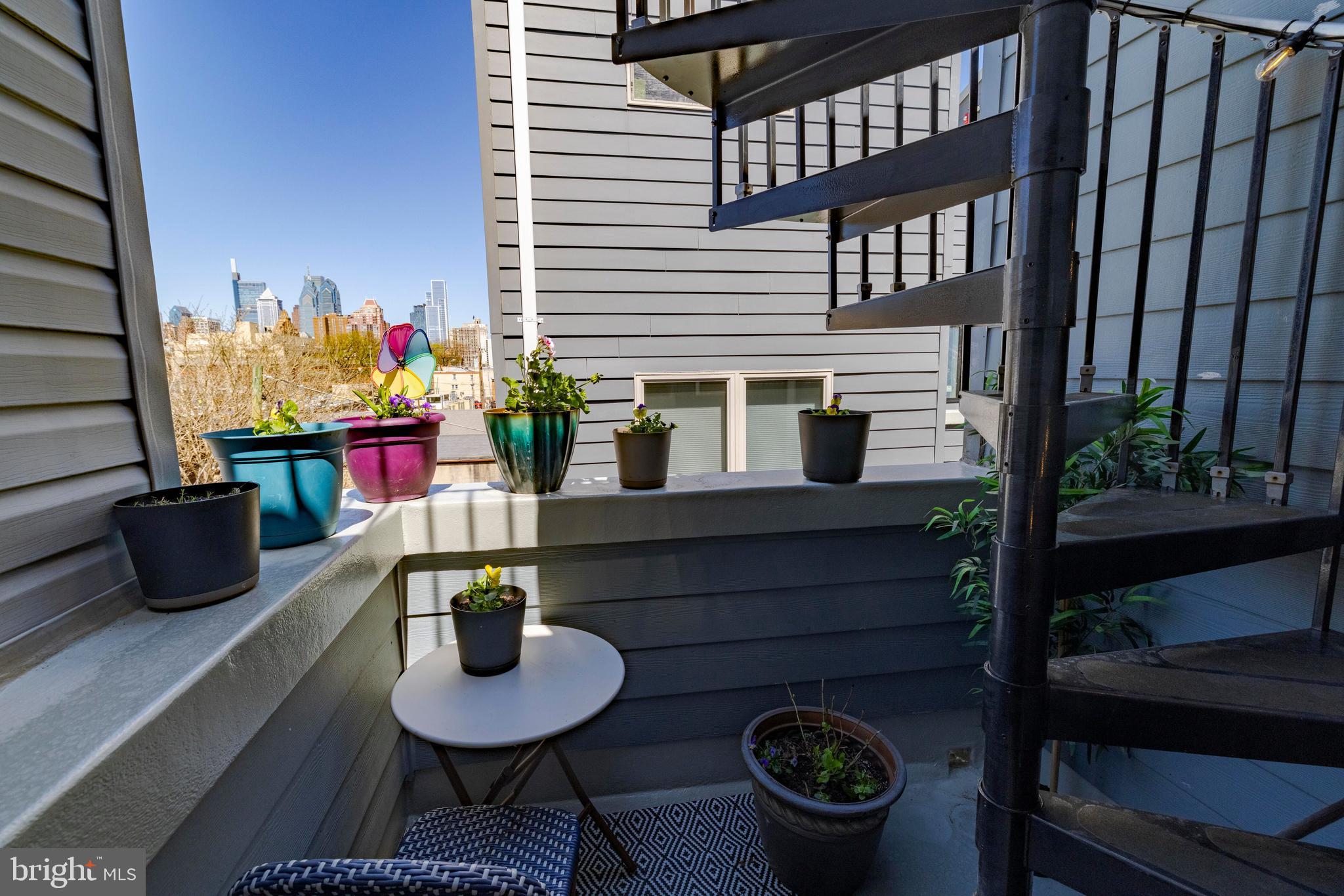 PASSYUNK SQUARE - Residential