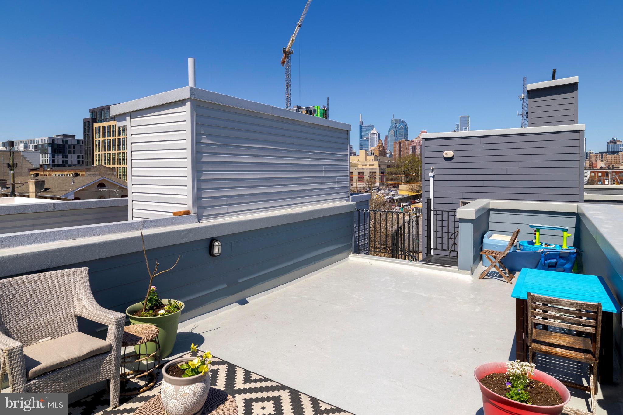 PASSYUNK SQUARE - Residential