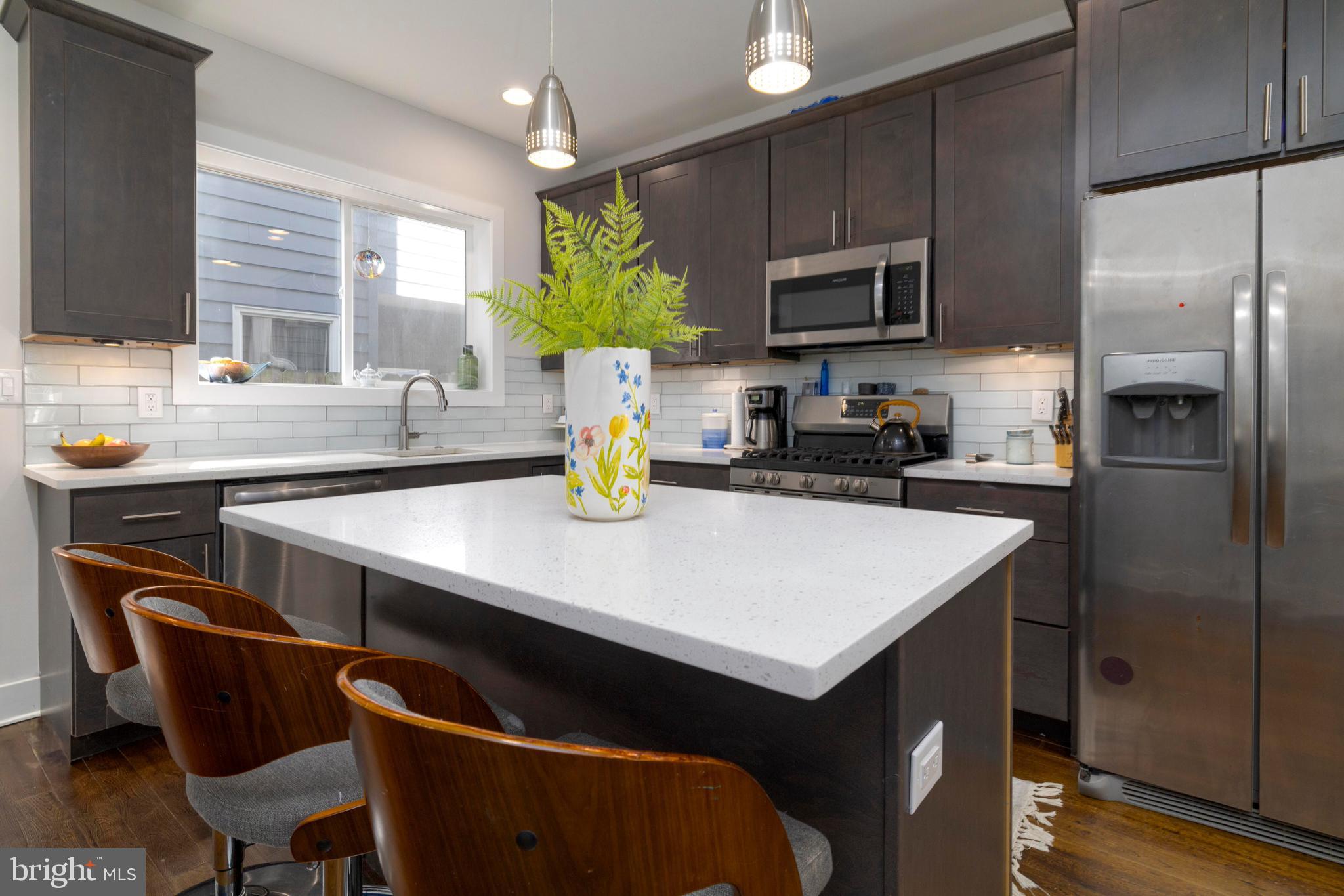 PASSYUNK SQUARE - Residential