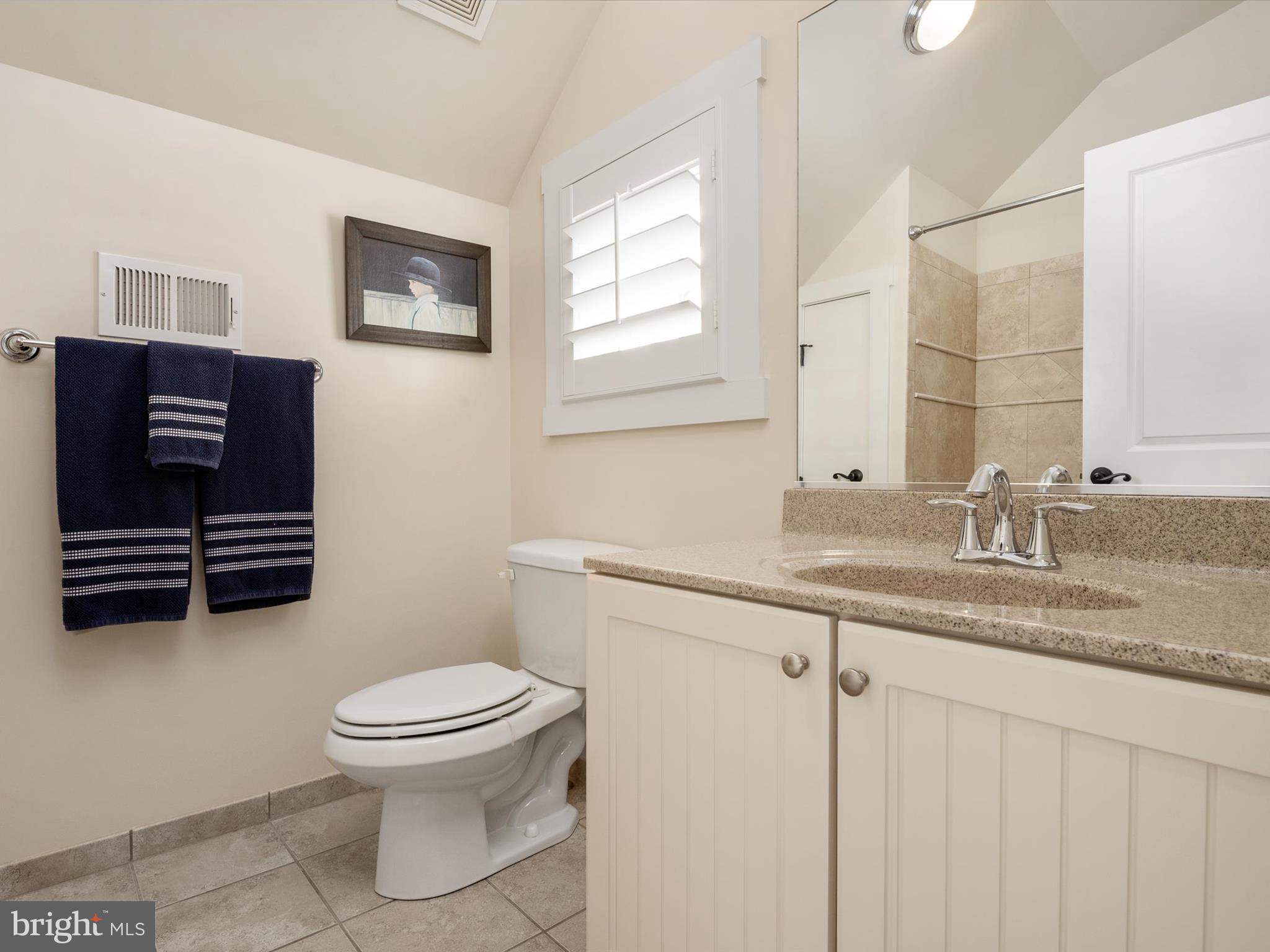 EASTPORT - Residential