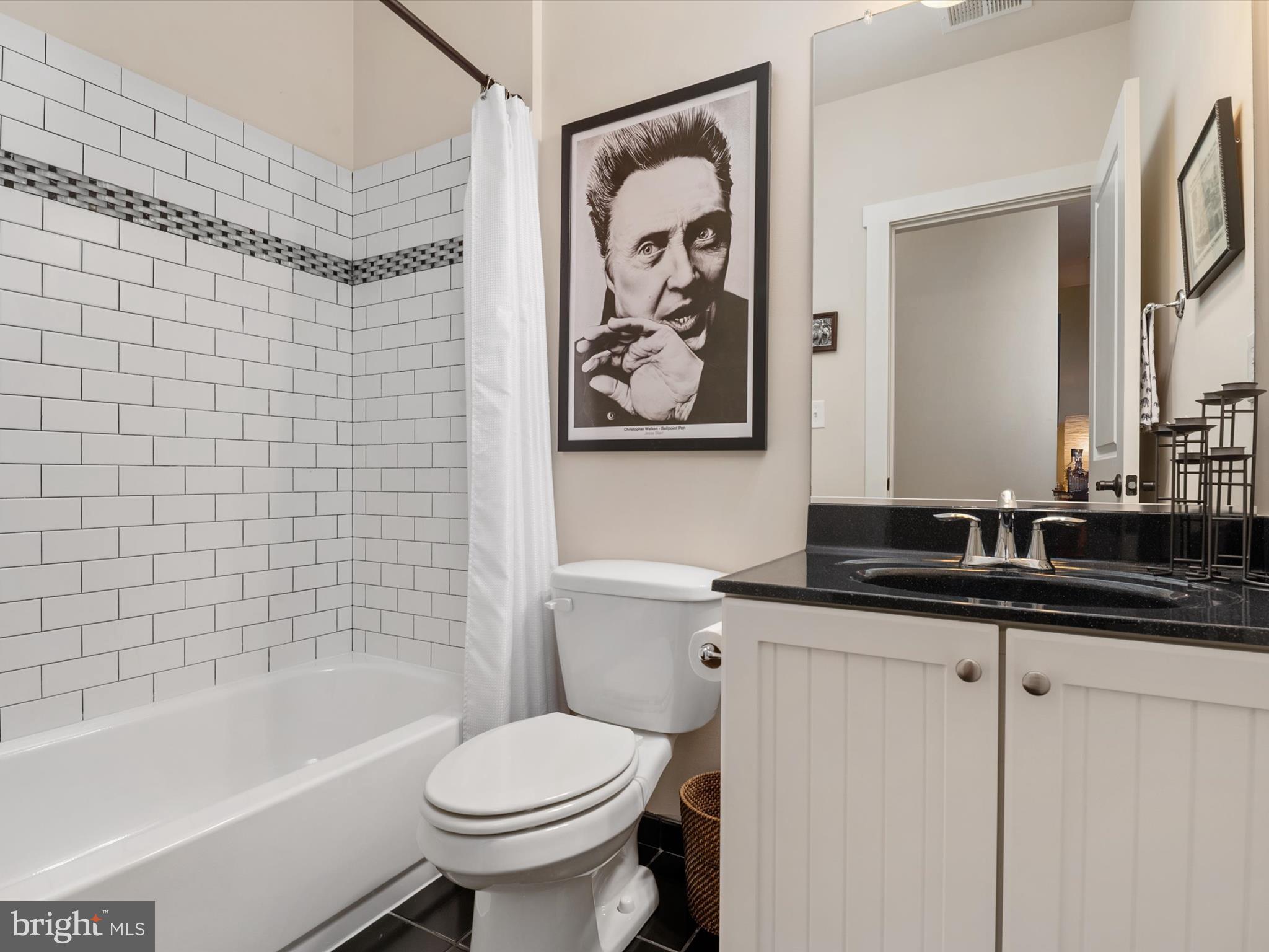 EASTPORT - Residential