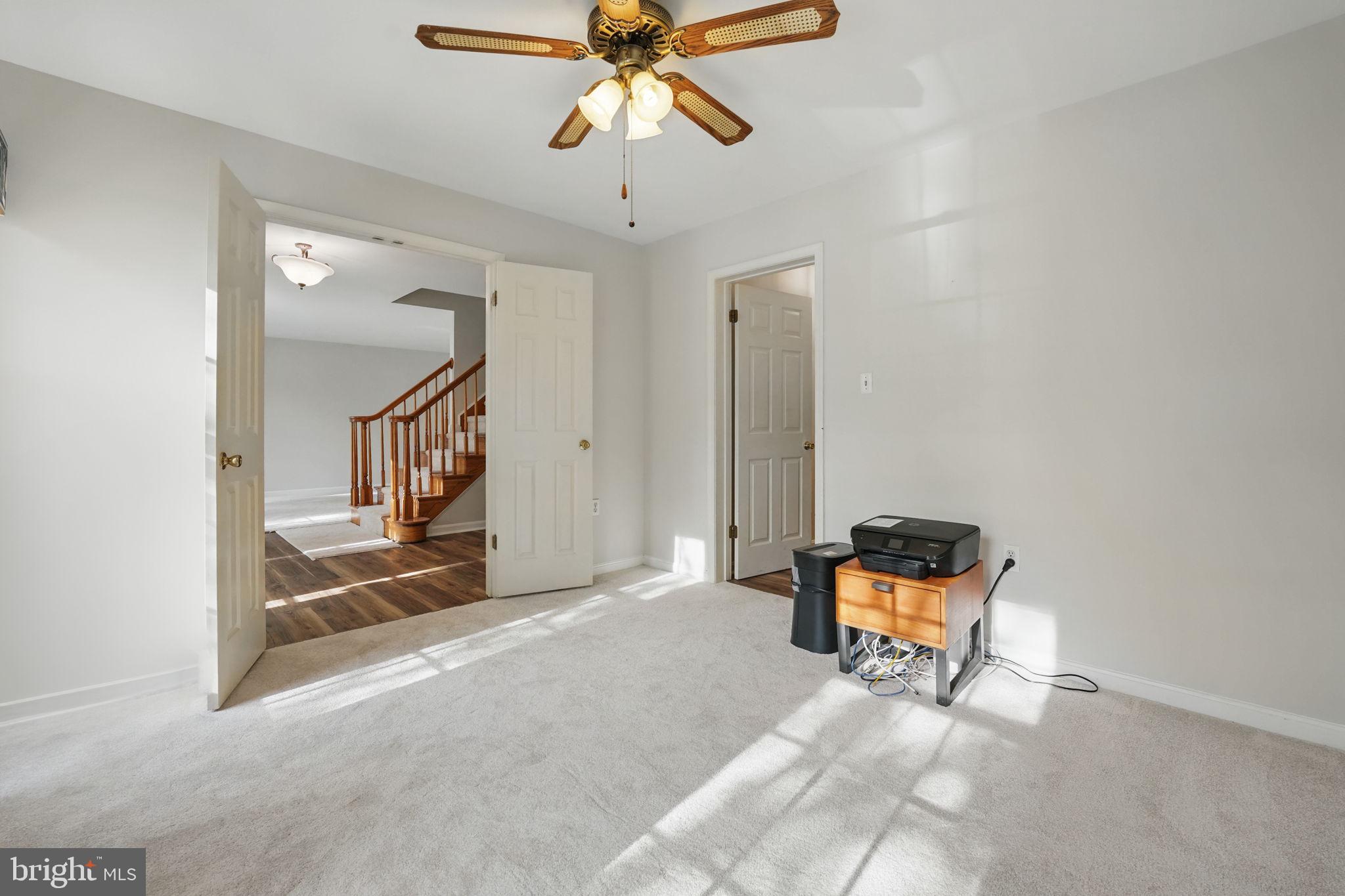 NEWPORT - Residential