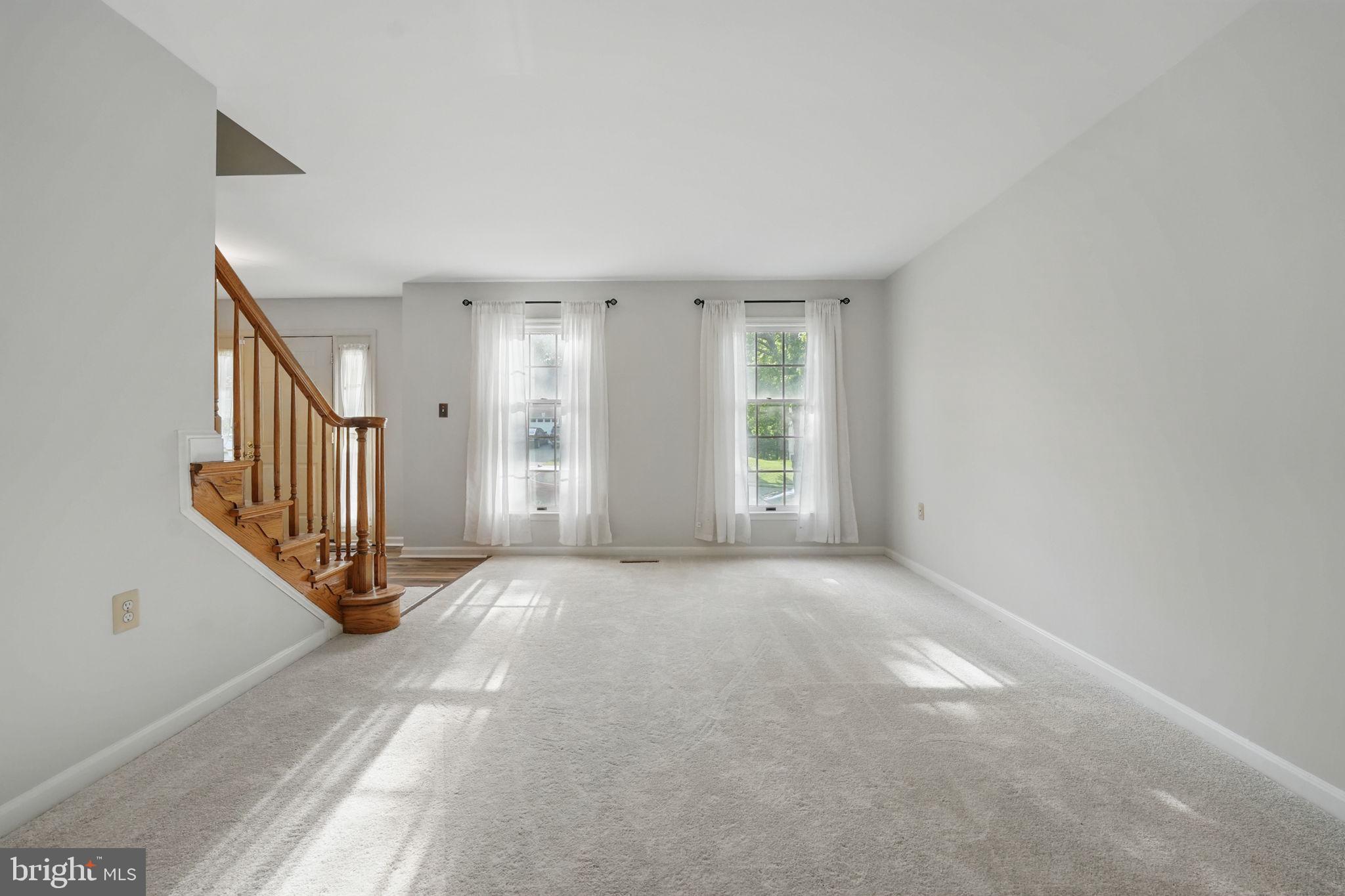 NEWPORT - Residential