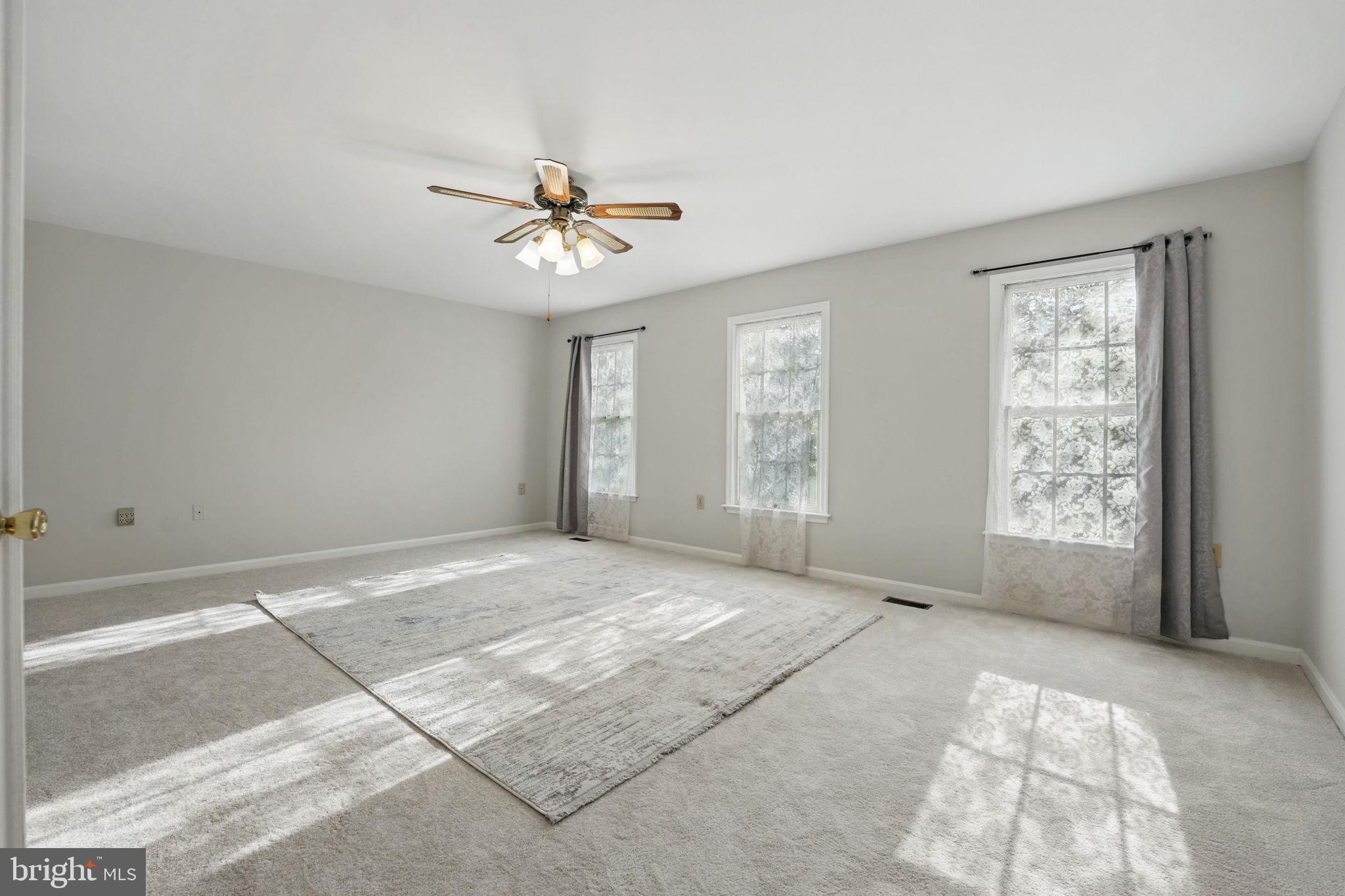 NEWPORT - Residential