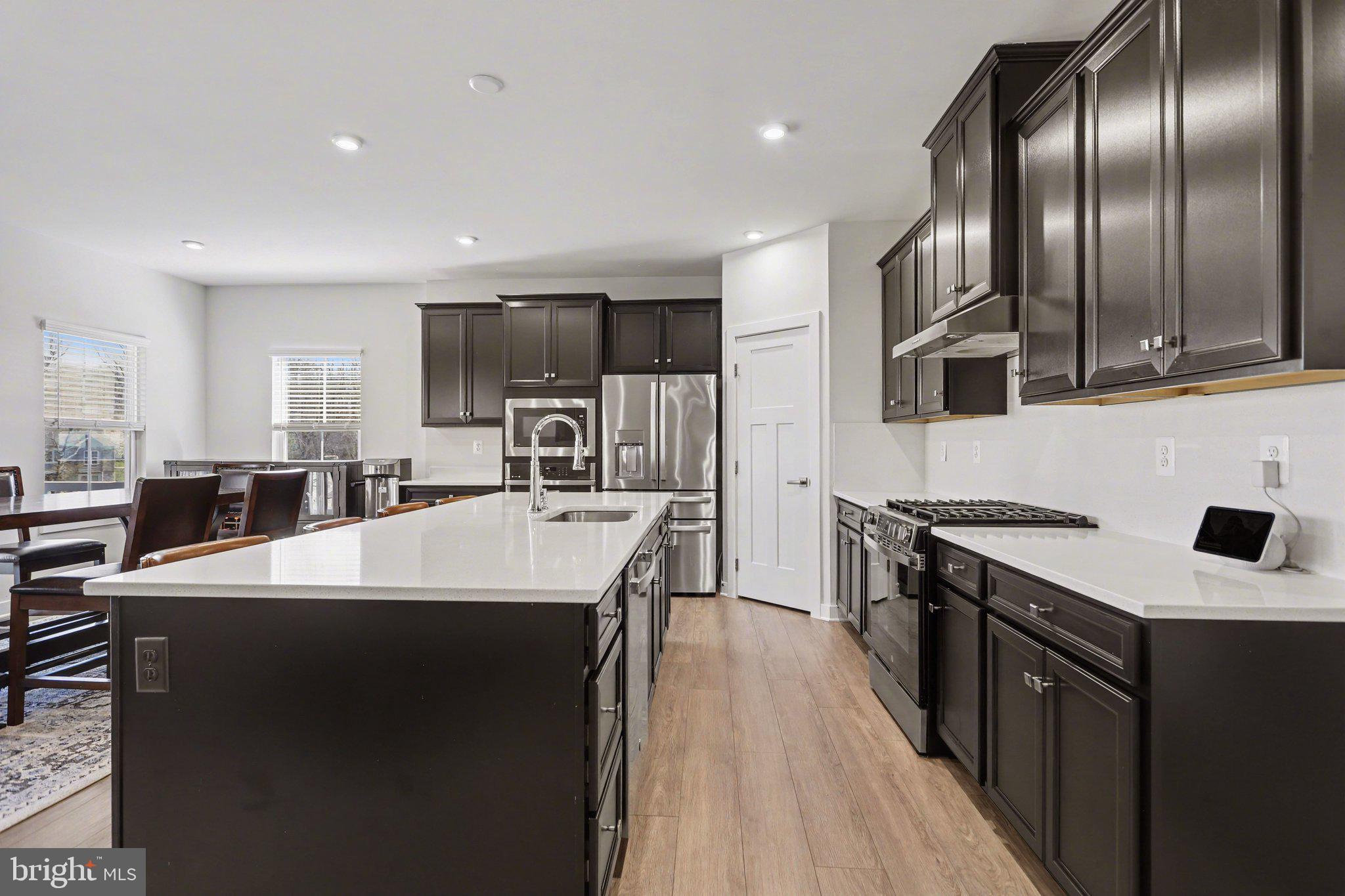 HIGH POINTE SOUTH - Residential