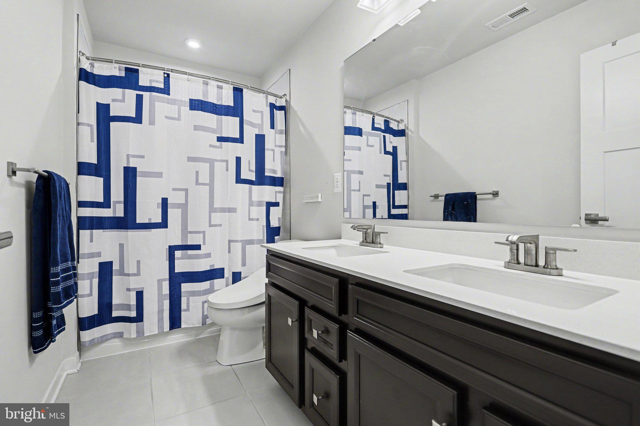 HIGH POINTE SOUTH - Residential