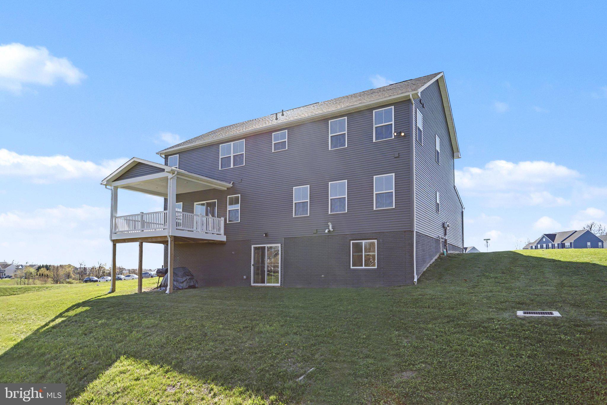 HIGH POINTE SOUTH - Residential