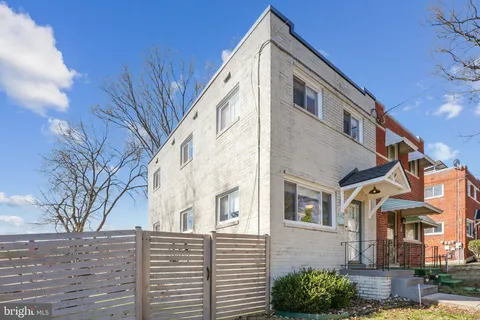 18 Van Buren Street NW, Washington, DC MLS: DCDC2189176