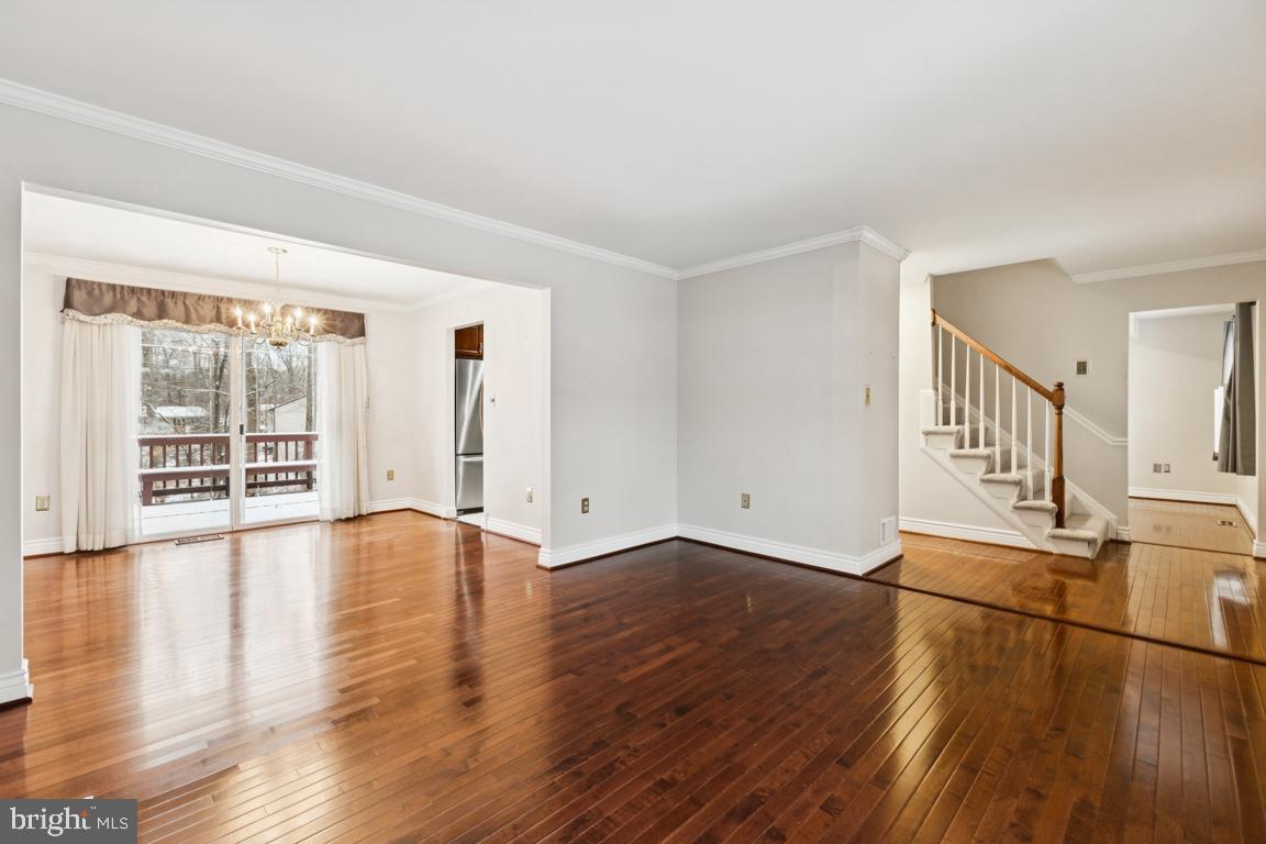 LAKE RIDGE - Residential