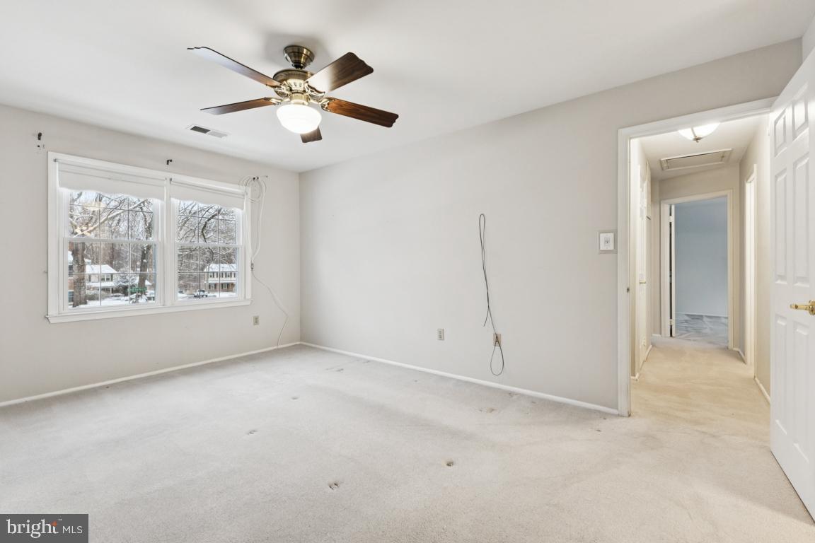 LAKE RIDGE - Residential