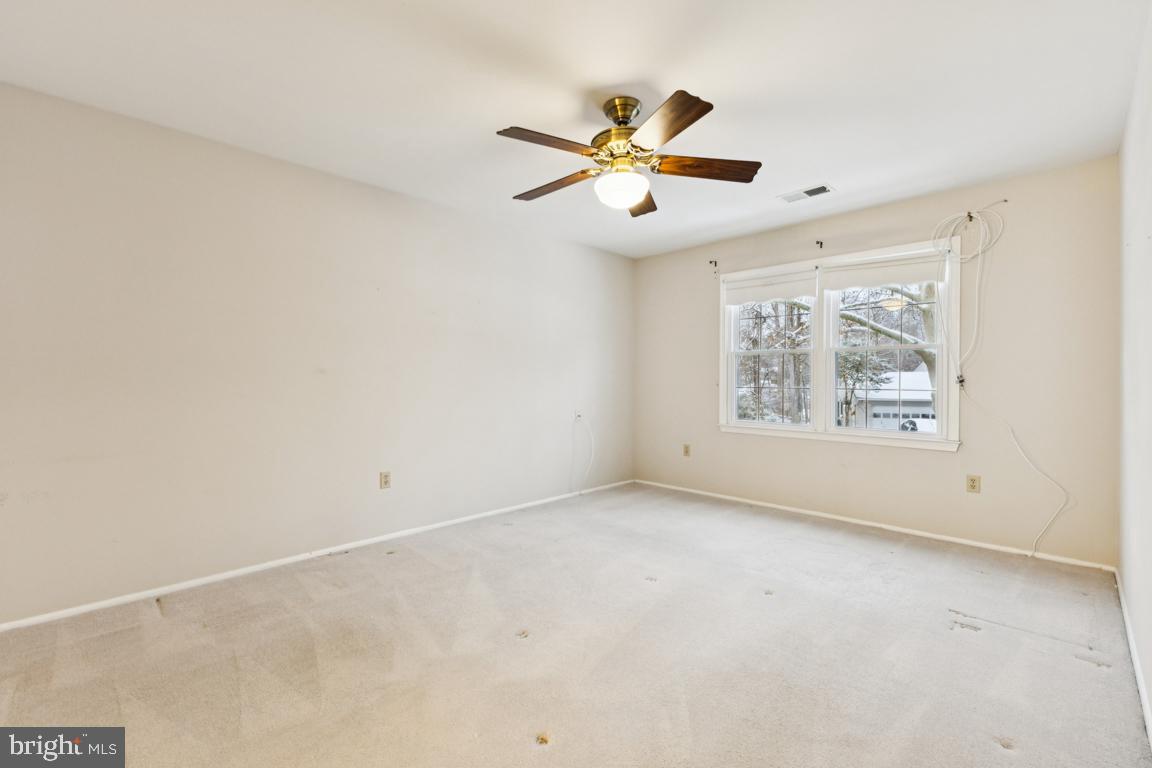 LAKE RIDGE - Residential