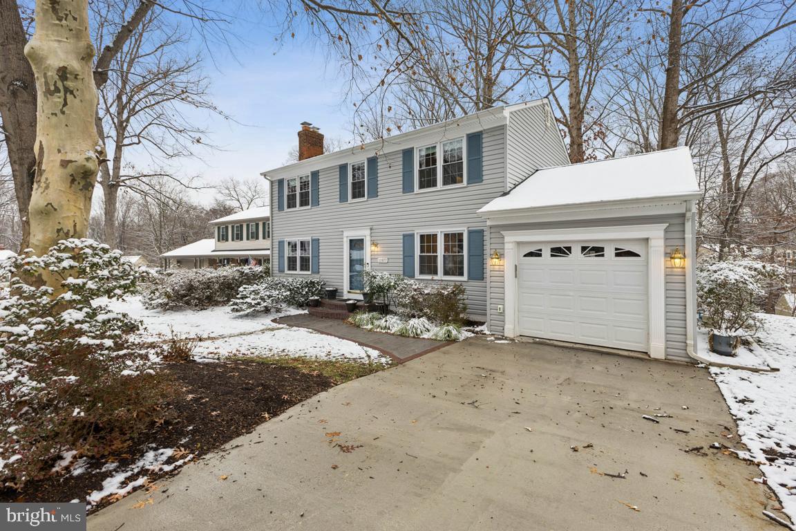 LAKE RIDGE - Residential