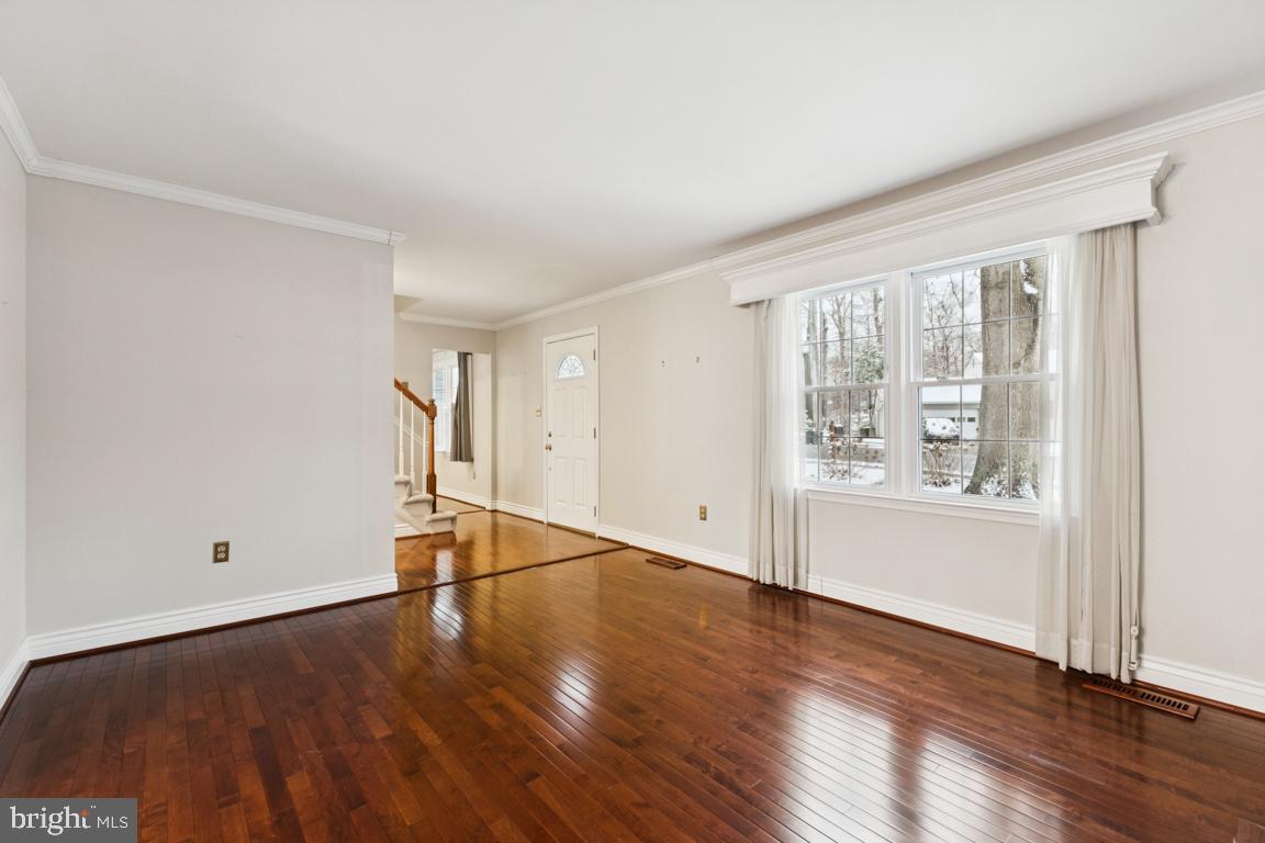 LAKE RIDGE - Residential