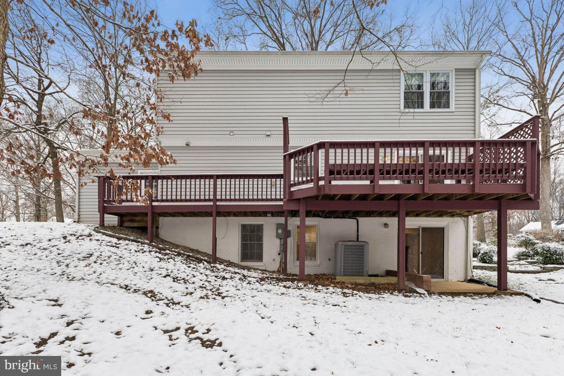 LAKE RIDGE - Residential