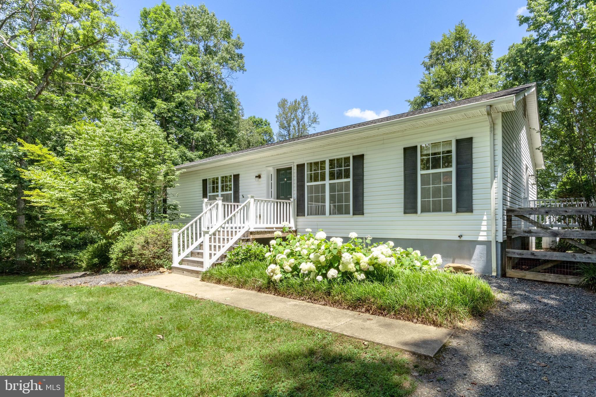 573 LIBERTY LANE
