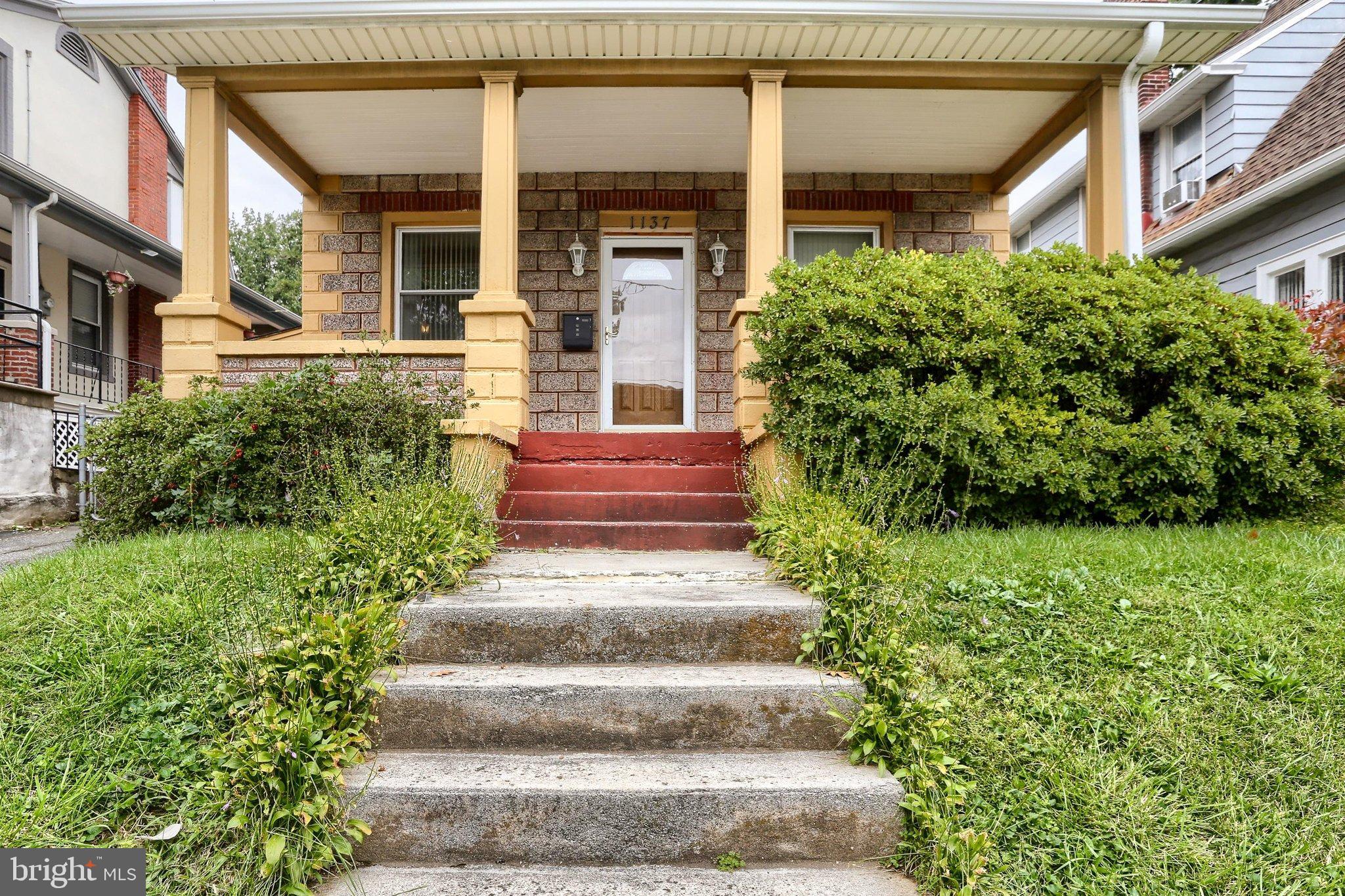 1137 S 19TH STREET