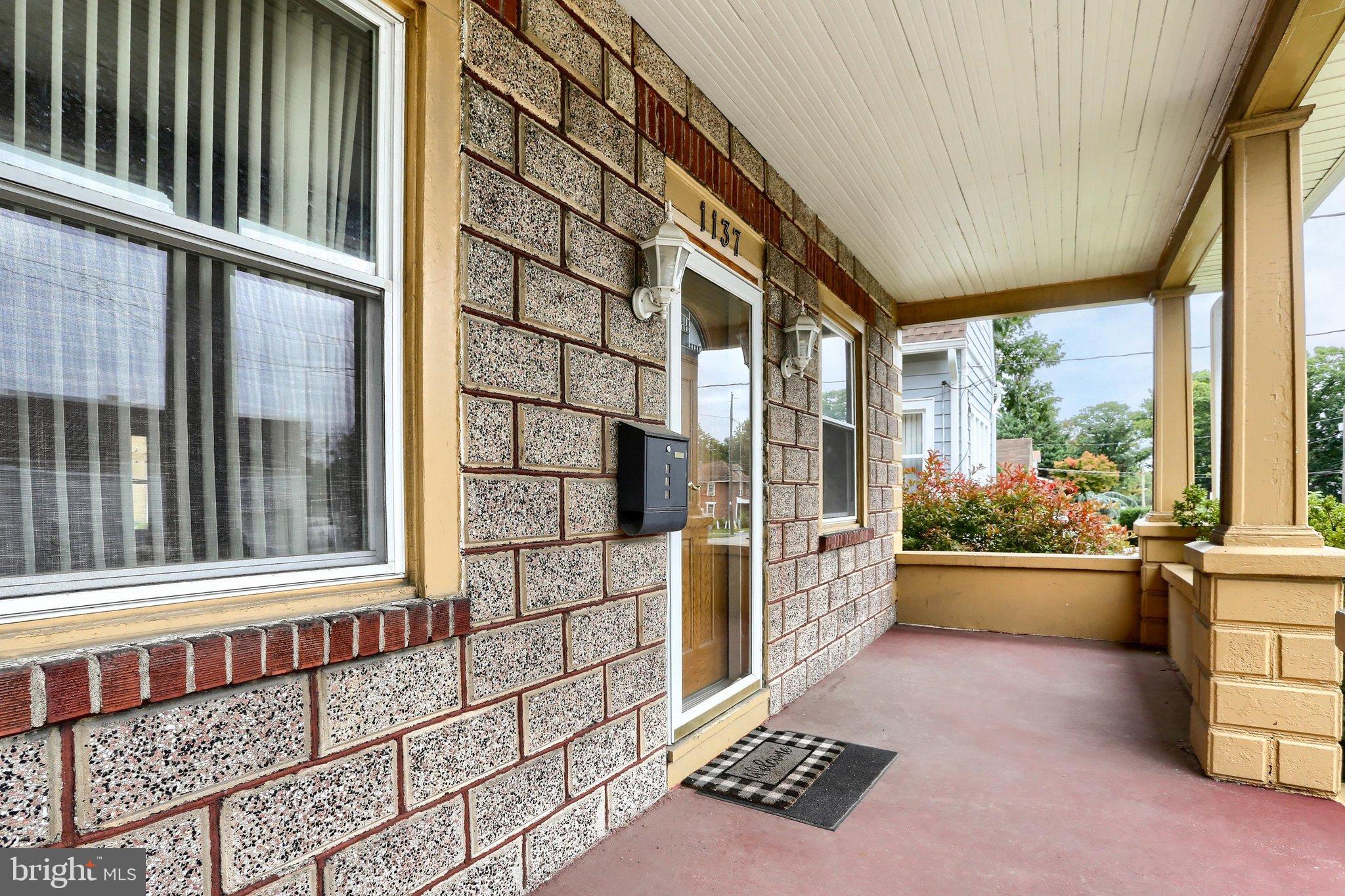 1137 S 19TH STREET