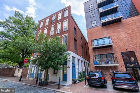 Photo of 210 Church Street #1D, PHILADELPHIA, PA 19106 (MLS # PAPH2608498)