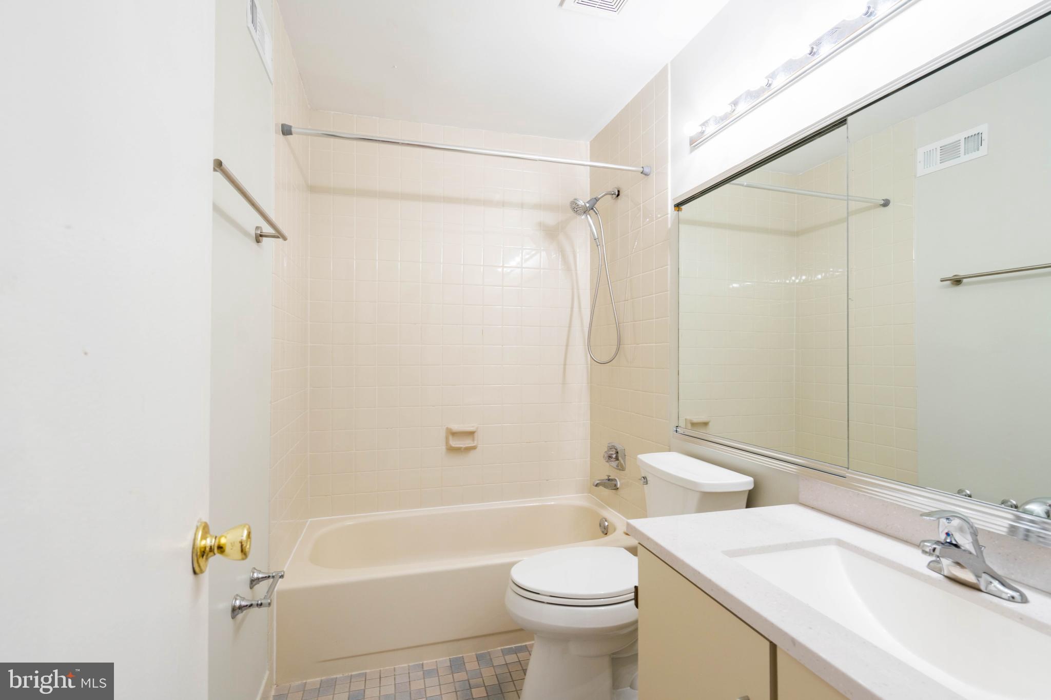 OLD CITY - Residential