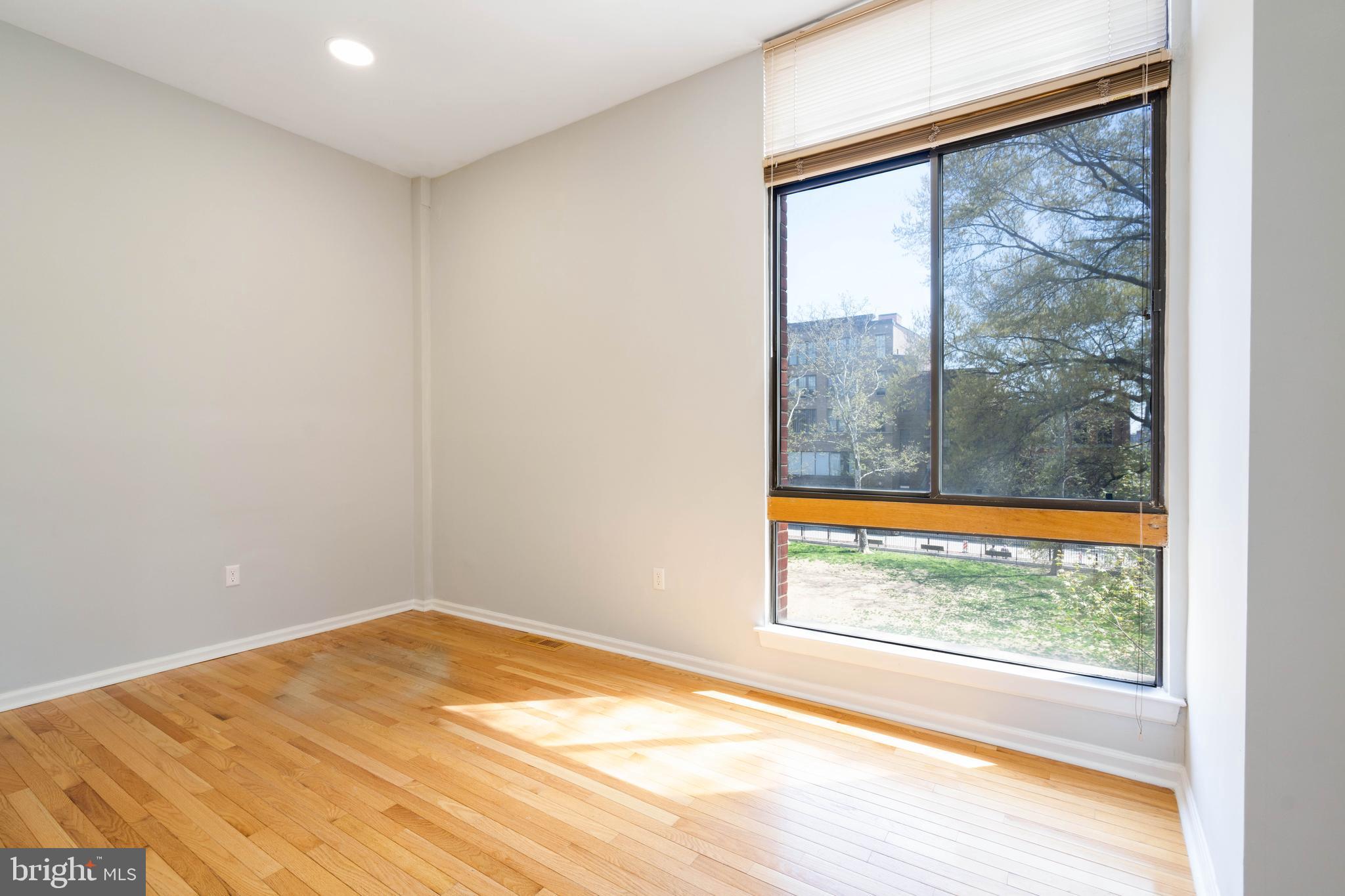 OLD CITY - Residential