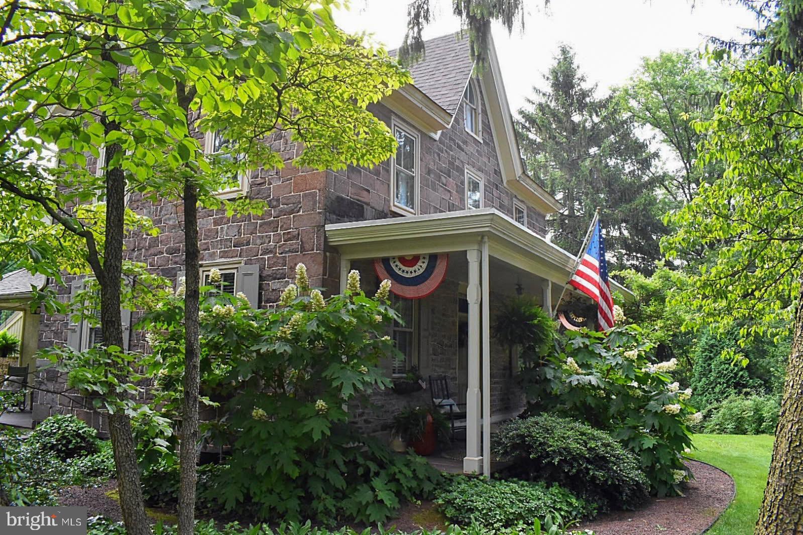 1047 COWPATH ROAD