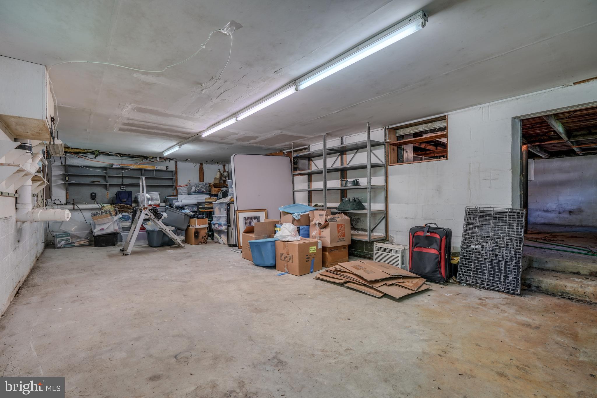 GLEN ISLE ESTATES - Residential