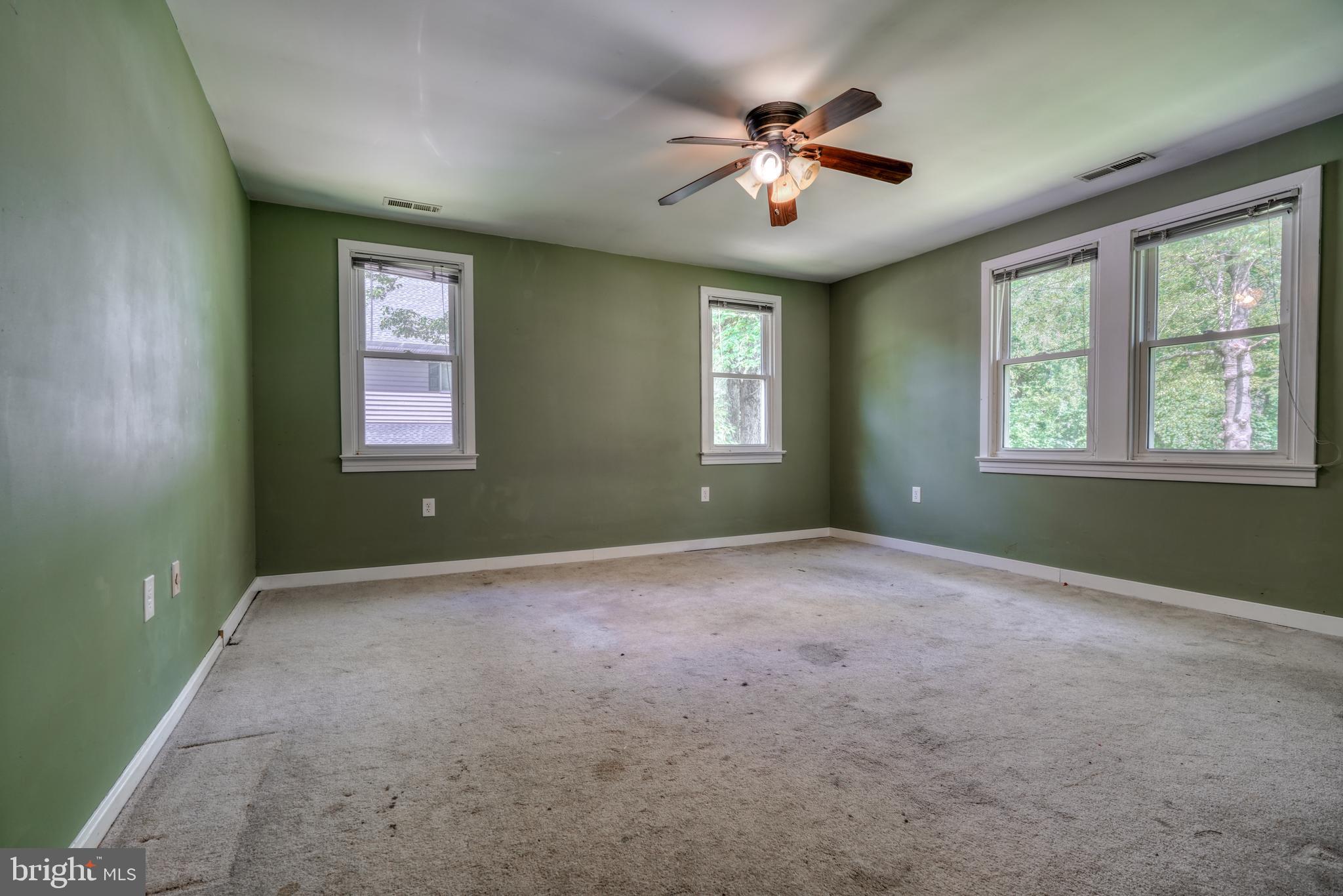 GLEN ISLE ESTATES - Residential