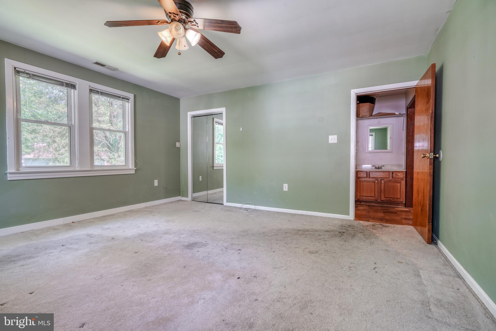 GLEN ISLE ESTATES - Residential