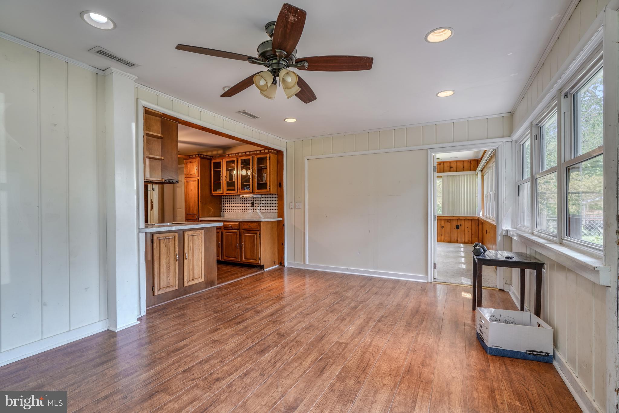 GLEN ISLE ESTATES - Residential