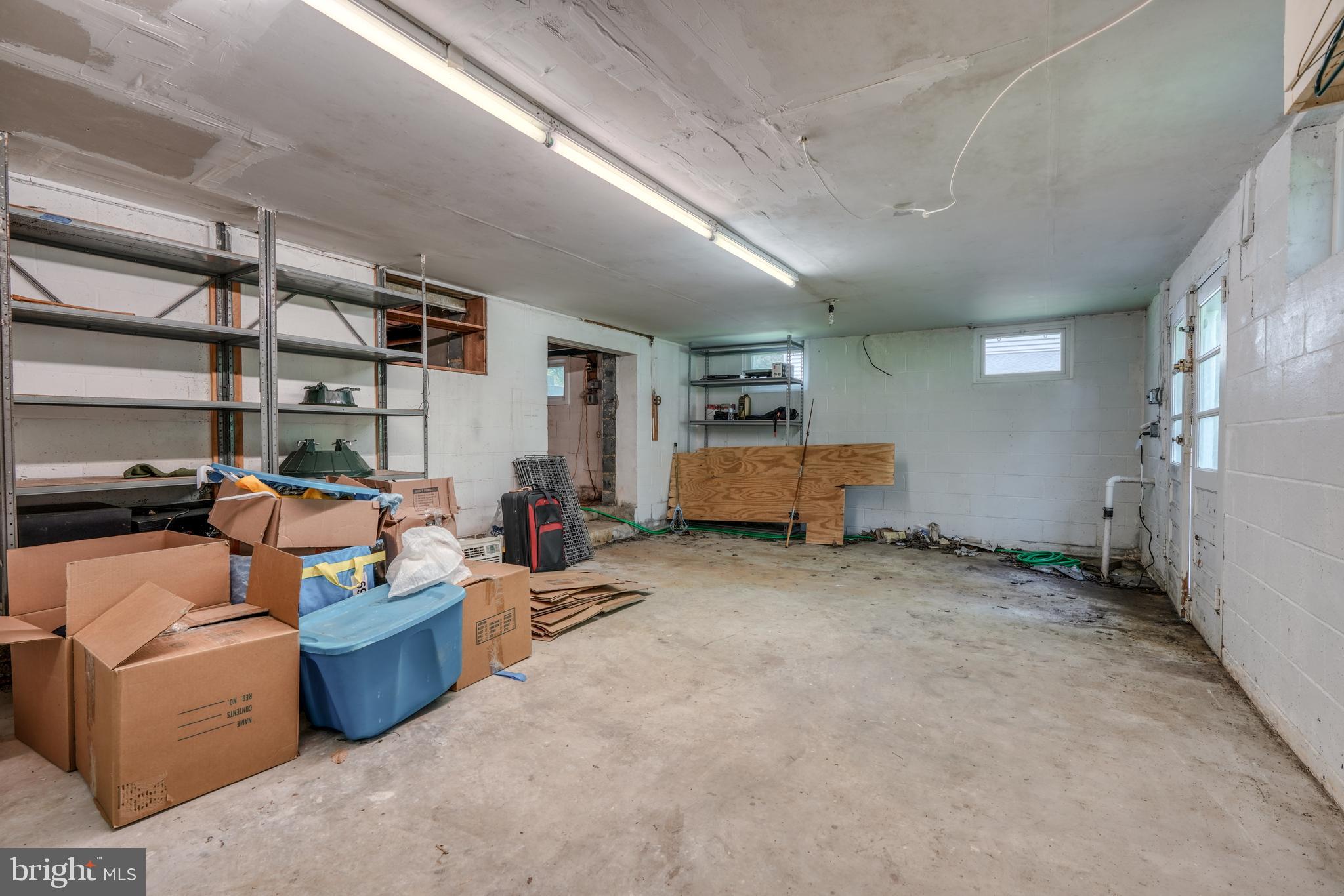 GLEN ISLE ESTATES - Residential