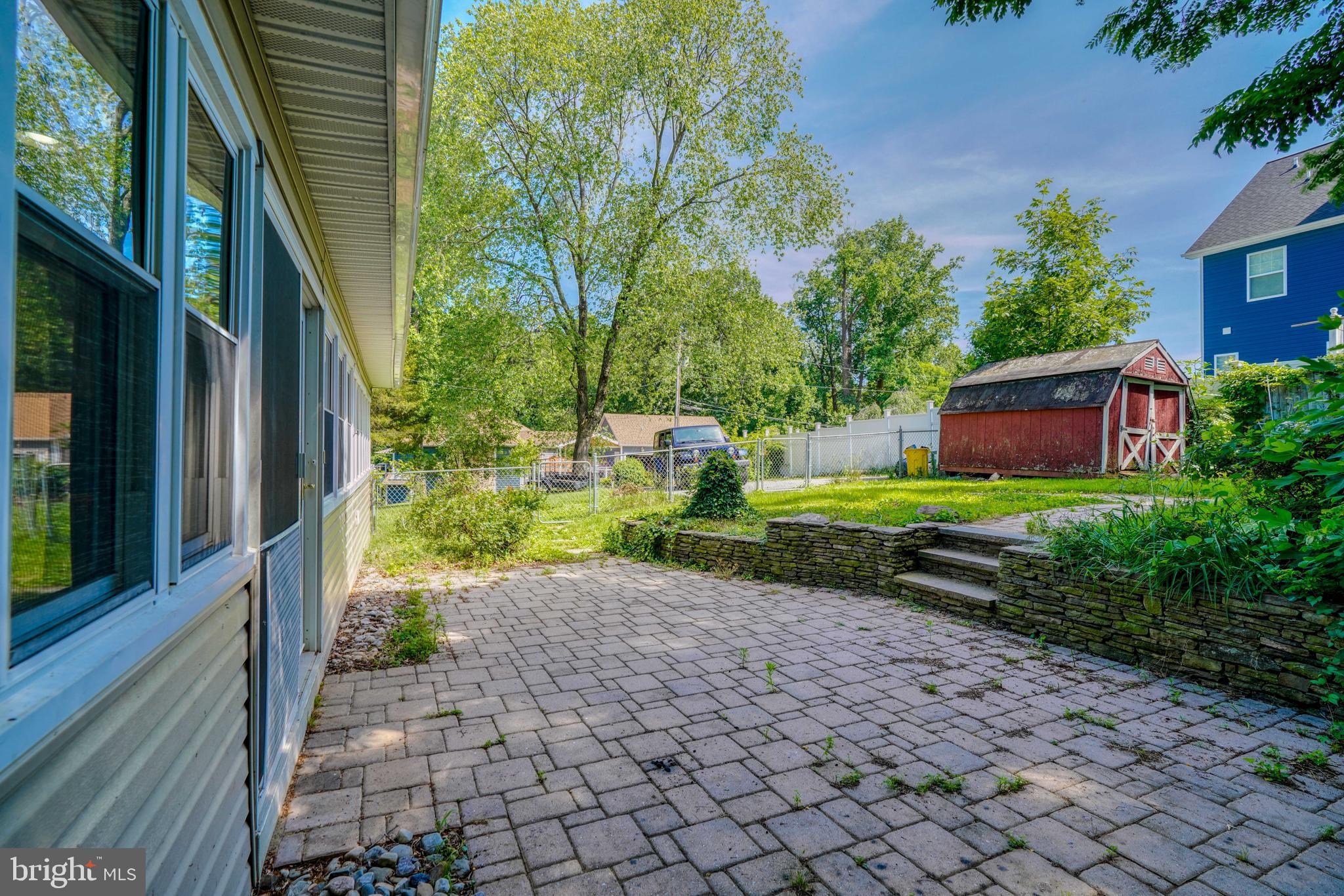 GLEN ISLE ESTATES - Residential